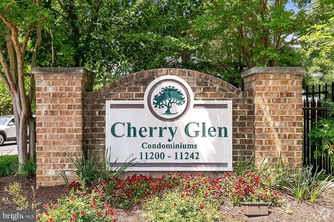 Building Photo - 11216 Cherry Hill Rd Unit Cherry Hill Rd Condo