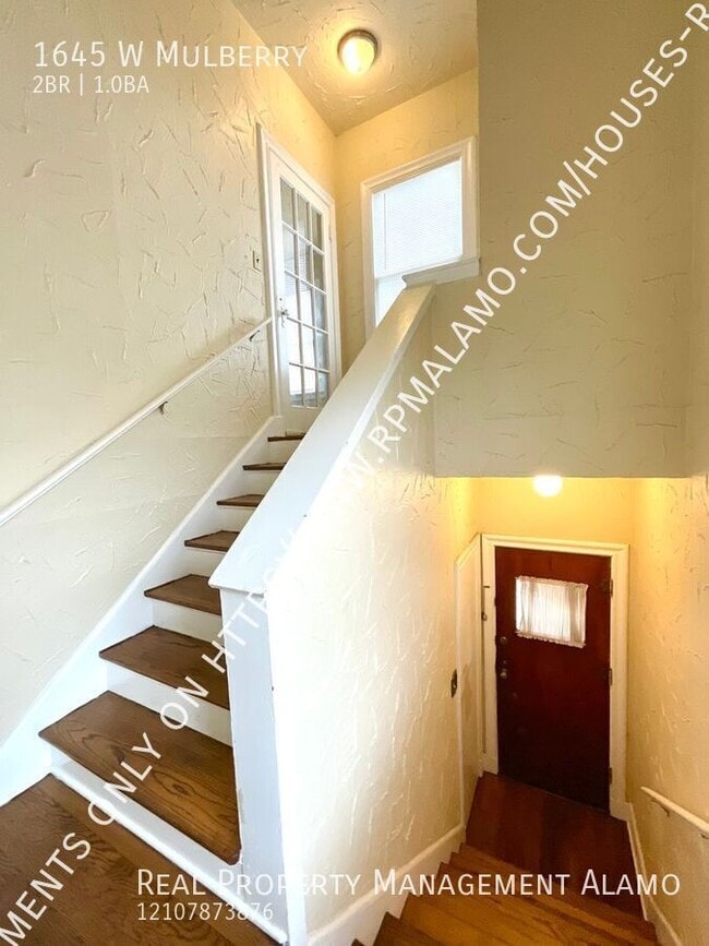 Photo - 1645 W Mulberry-