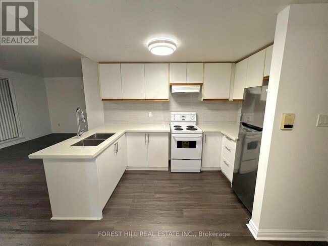 Photo - 666 St Clair Ave W Unit 202