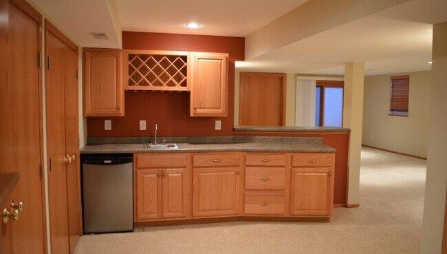 Photo - 5 Fleischman Cir