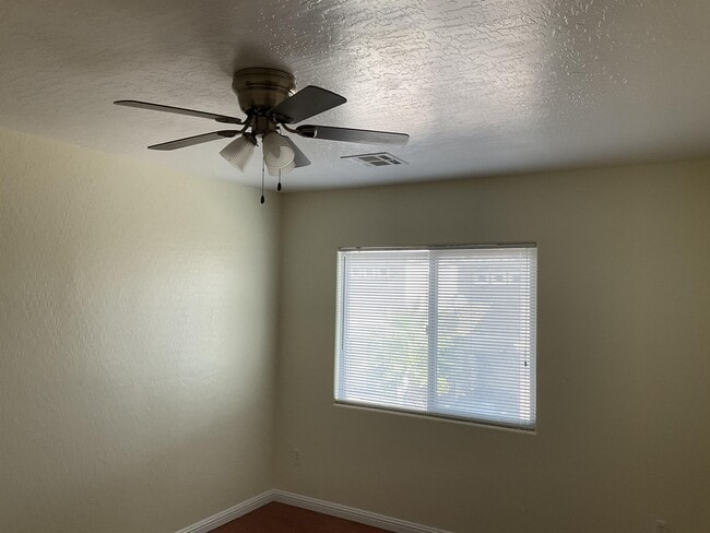 Photo - 5297 Tipper Ave