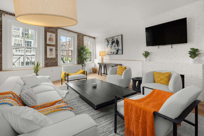 Building Photo - 354 Bowery Rental