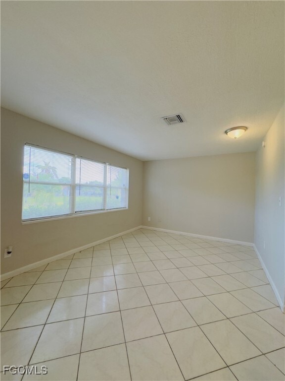 Photo - 913 Hudson Ave