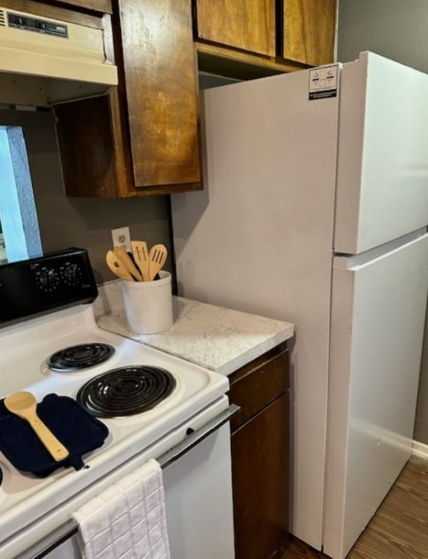 Building Photo - 114 S Las Vegas Trail Rental
