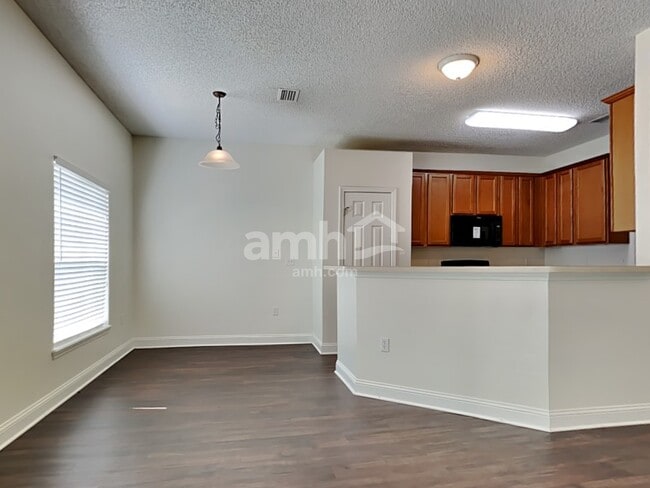 Photo - 9140 Raptor Drive