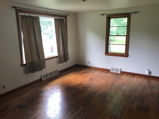 Photo - 4308 E River Rd