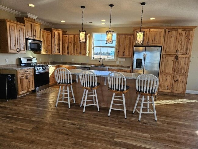 Photo - 555 Paint Creek Rd