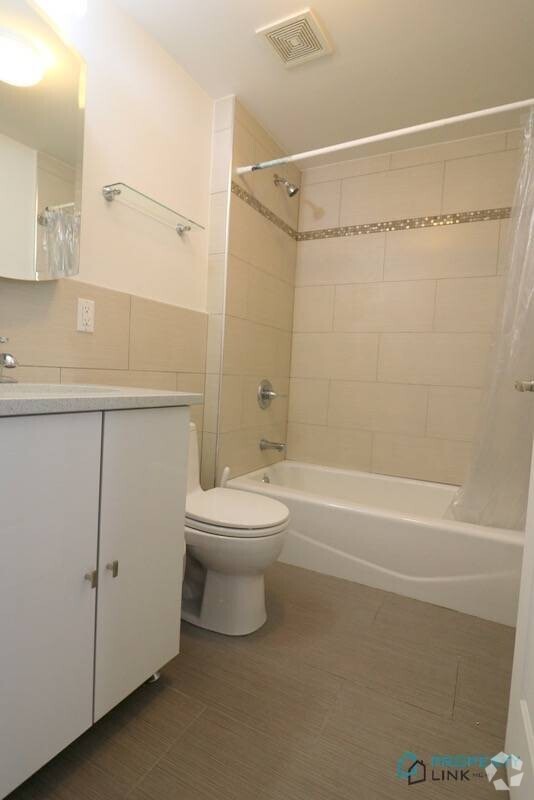 Building Photo - 521 W 48th St Unit 6C Rental