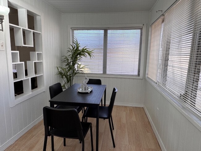 Photo - 2512 W Rio Vista Ave