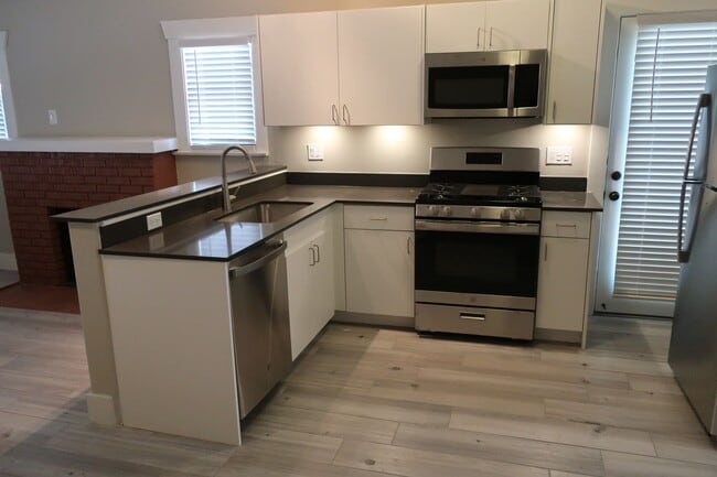 Photo - Fully Remodeled 1 Bedroom Duplex Apartment...