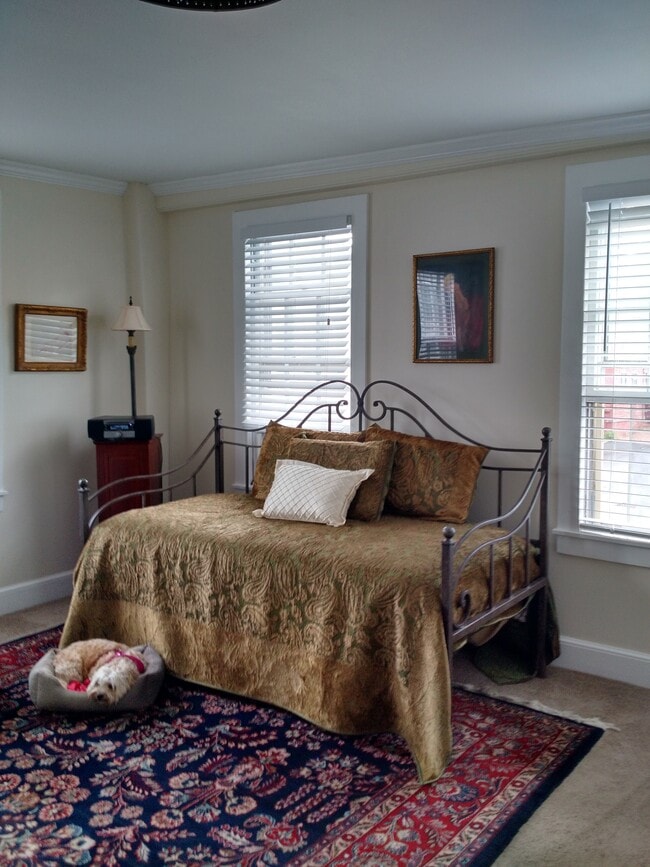 Photo - 405 The Hill Unit #1