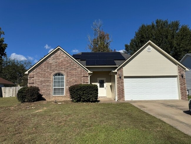 Building Photo - Nice 3 bedroom 2 bathroom home in Bryant