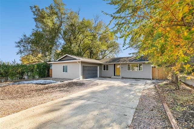 3119 Greenwood Cir