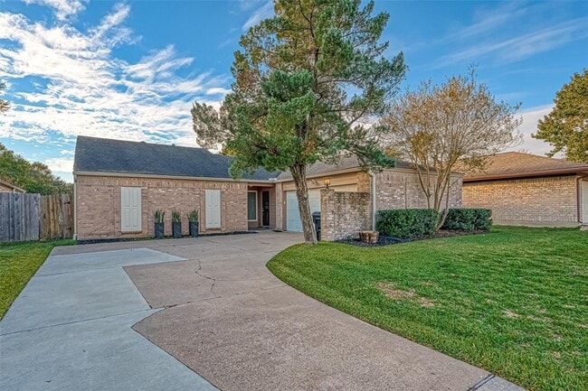 Building Photo - 11627 Briar Rose Dr Rental