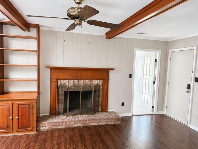 Photo - 1137 Chatmoss Dr