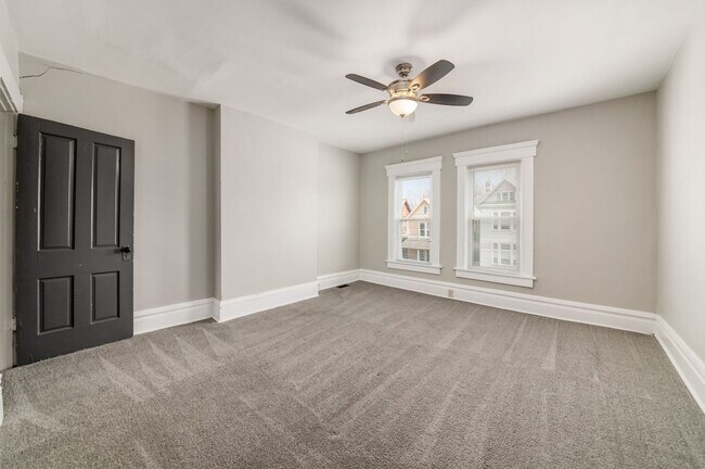 Photo - 1472 Franklin Ave
