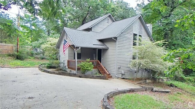 Building Photo - 6008 Bartlett Ct Rental