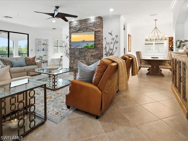 9476 Napoli Ln Unit 202
