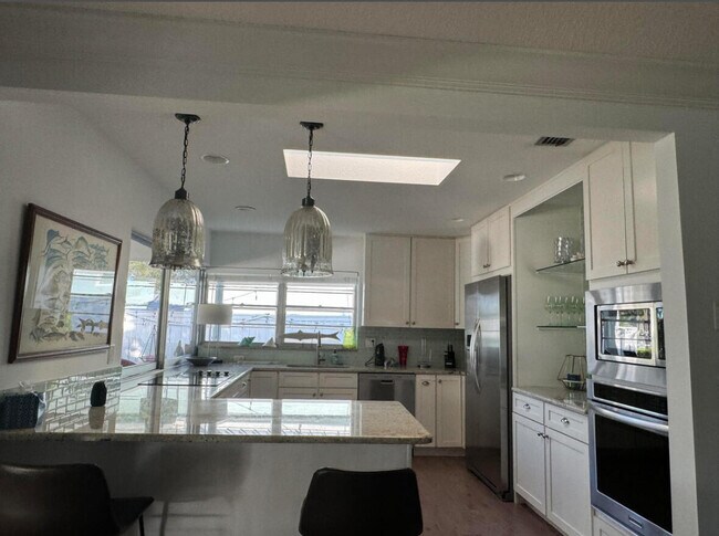Photo - 954 Marlin Cir