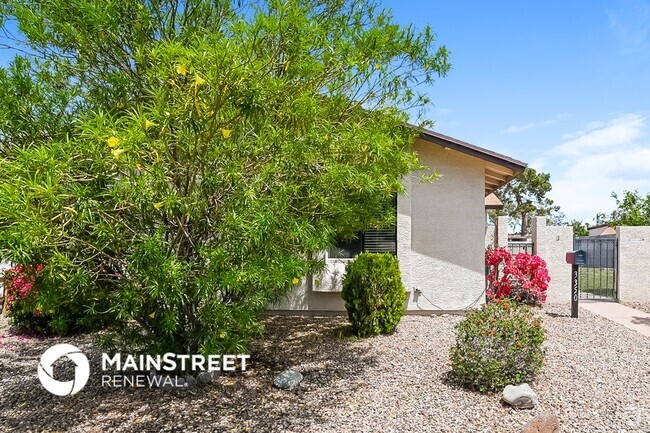 Building Photo - 3350 W Country Gables Dr Rental