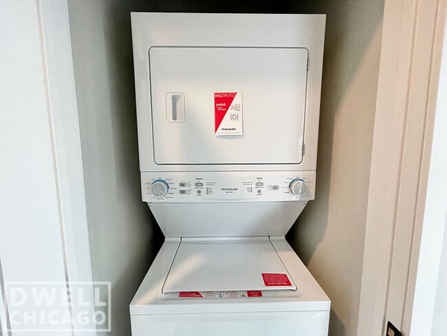 Photo - 4607 N Broadway St Unit 412