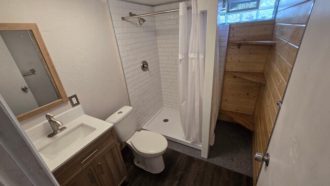Photo - 1050 750 W Unit 1048