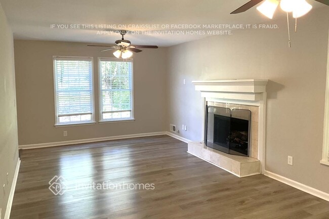 Photo - 2073 Kinridge Rd