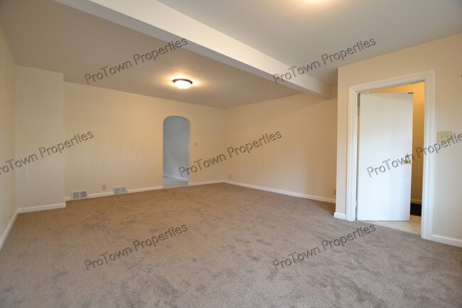 Photo - 10 5th Ave Unit 1