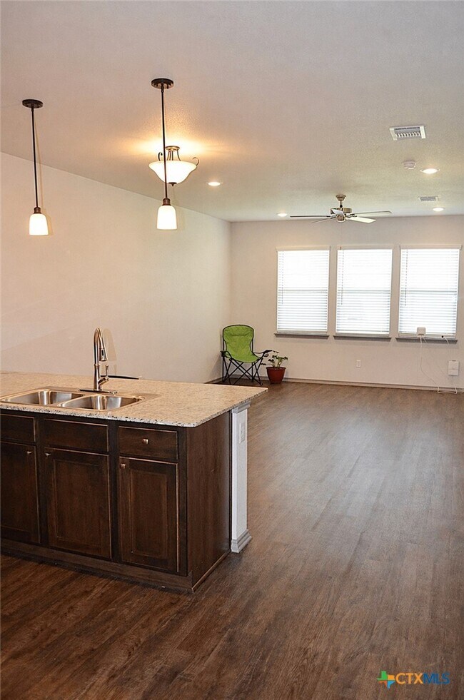 Photo - 334 Grn Valley Dr