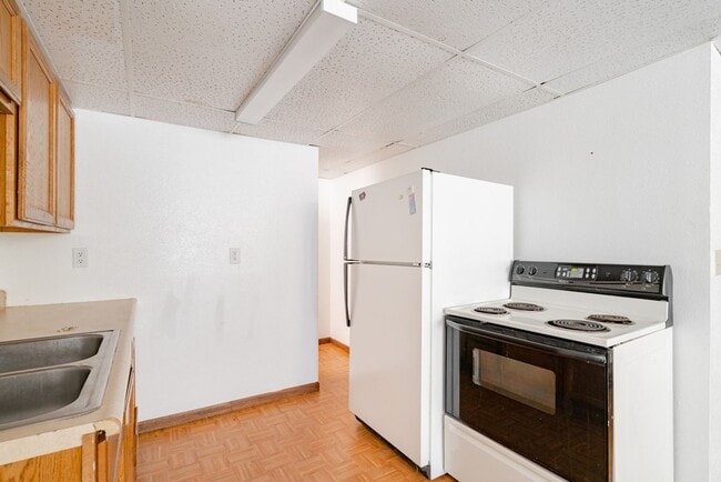 Photo - 804 W 18th St