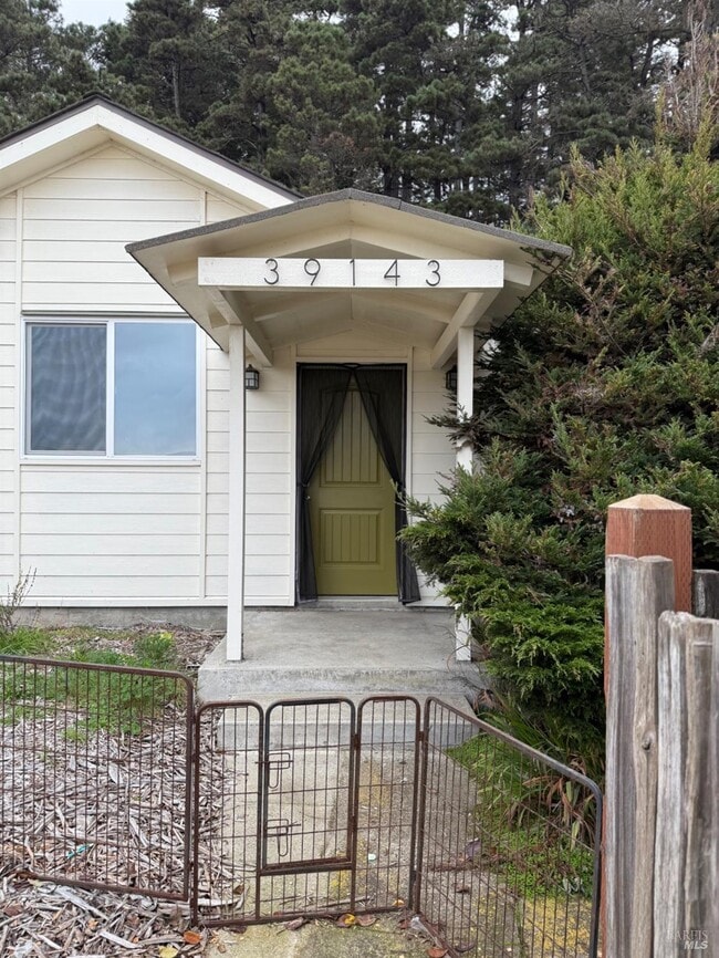 Photo - 39143 S Hwy 1