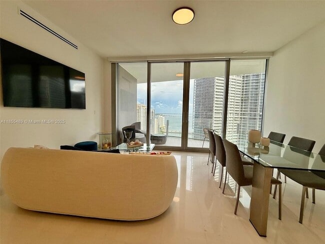 Photo - 300 Biscayne Blvd Way Unit 2706