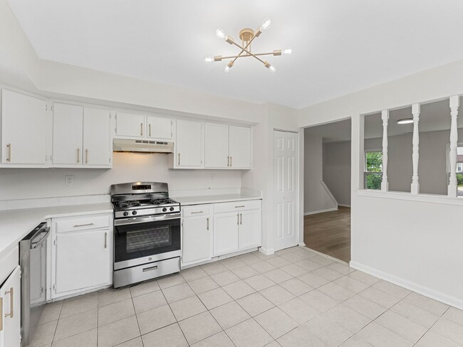 Photo - 7 Andrea Dr Unit A
