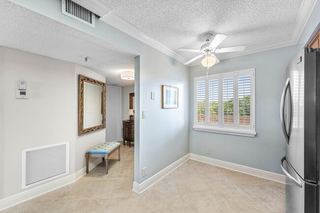 Photo - 7076 Huntington Ln Unit 502