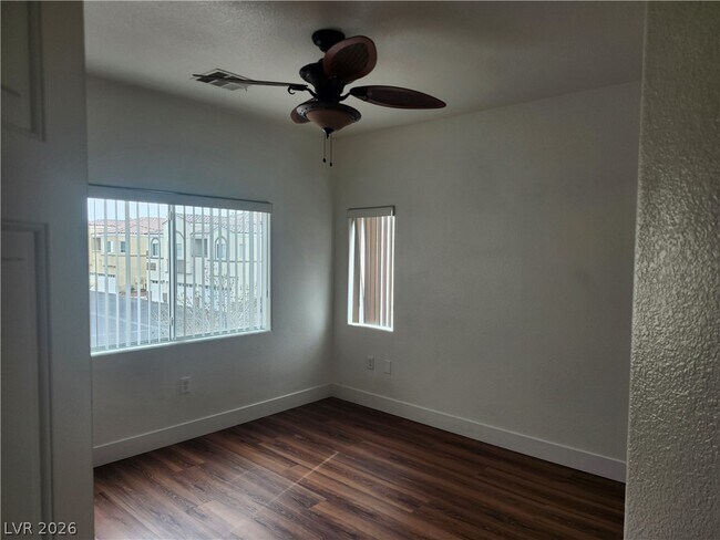 Building Photo - 6312 Rolling Rose St Unit 3