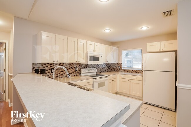 Photo - 5003 Barth St