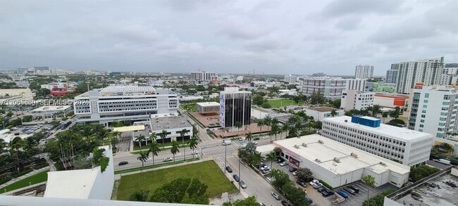 Photo - 2020 N Bayshore Dr Unit 1706