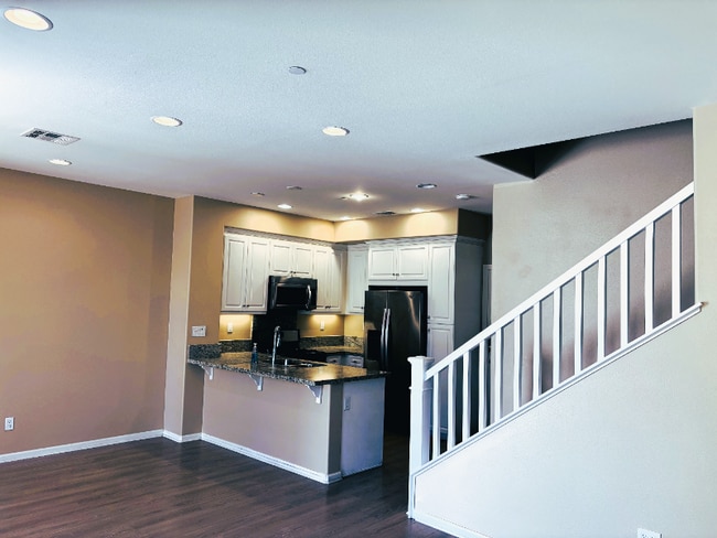 Photo - 44005 Arcadia Ct