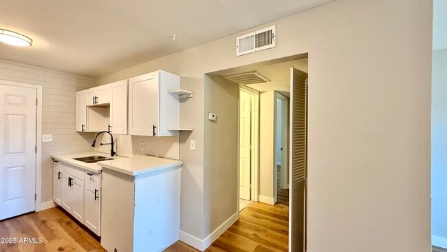 Photo - 6044 N 21st Ave Unit 4