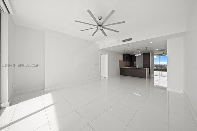 Photo - 900 Biscayne Blvd Unidad 5602