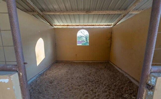 Photo - 10680 La Homa Rd