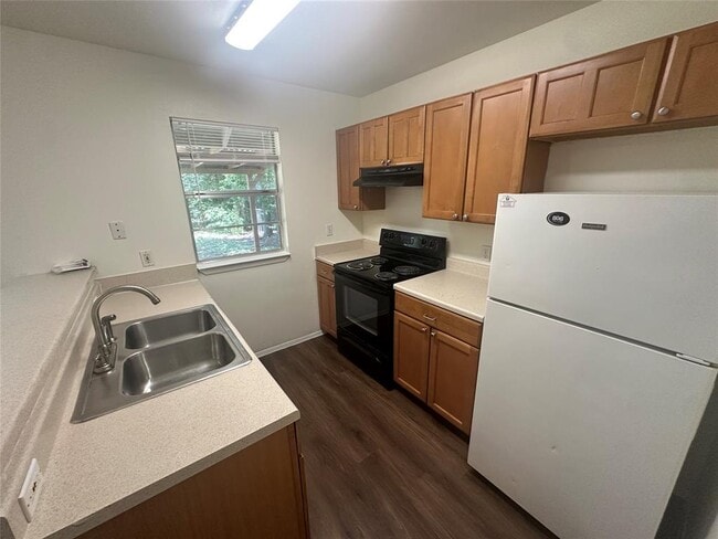 Photo - 8510 Woodstone Dr