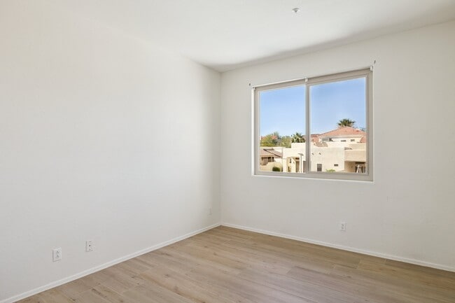 Photo - 13826 N Saguaro Blvd Unit 202
