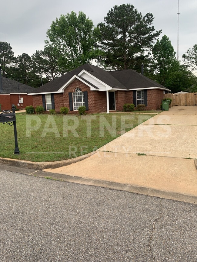 Photo - 6208 Sandy Ridge Curv