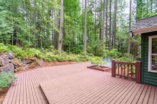 Photo - 4 bedroom in Woodinville WA 98077