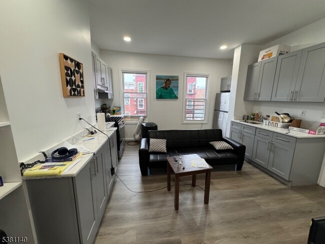 Photo - 76 Market St Unit 5