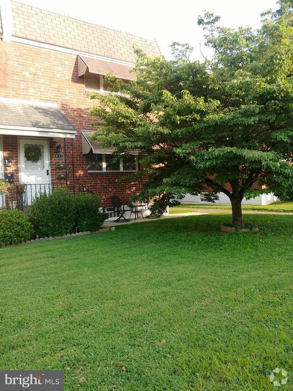 Building Photo - 8113 Ryers Ave Rental