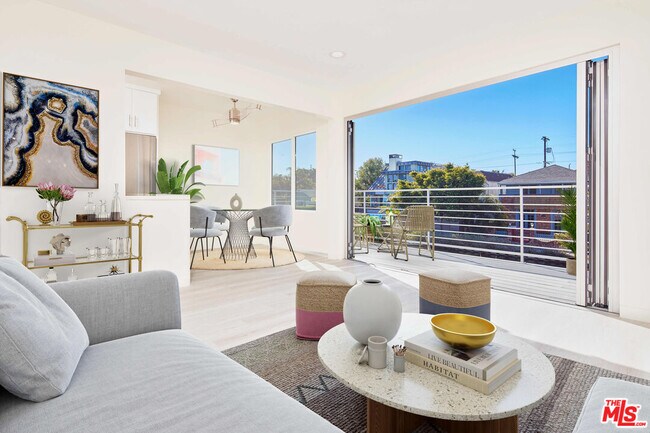 Photo - 2814 Grand Canal Unit 2814