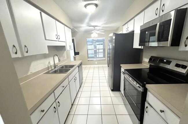 Photo - 509 Clemons Rd