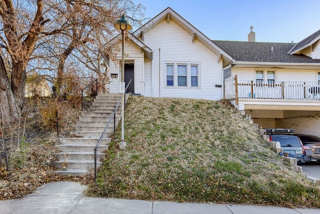 Photo - 105 N 52nd St Unit 105 N 52nd St -  2